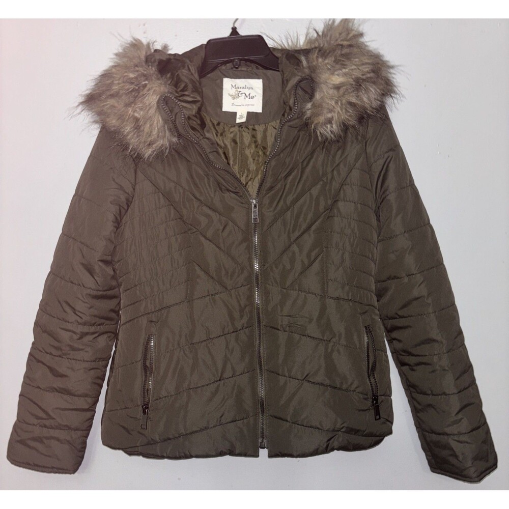 MARALYN & ME Women’s Olive Green Puffer Jacket Faux Fur Trim On Hood. Size Lg